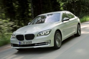 P90100120-the-new-bmw-7-series-on-location-pictures-at-the-international-pressevent-in-st-petersburg-07-2012-2258px - №16038
